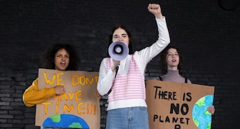 Campañas públicas y programas académicos