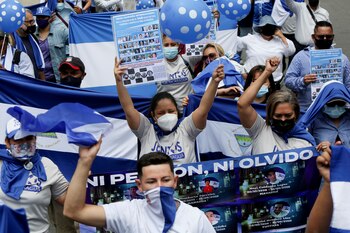 Nicaragüenses exiliados en Costa Rica protestan contra Daniel Ortega (Foto: Reuters)