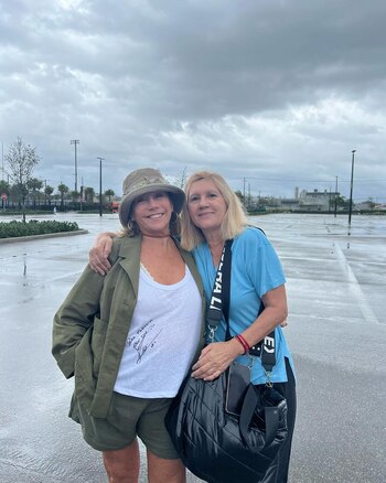 Marcela Tinayre junto a la