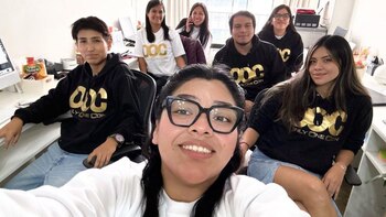 Parte del equipo que hace