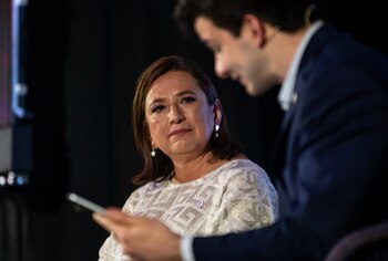 La candidata a la presidencia lamentó que el presidente no recibiera a Arturo Castagné y María Elena Pérez Jaén Zermeño en Palacio Nacional
EFE/Miguel Sierra