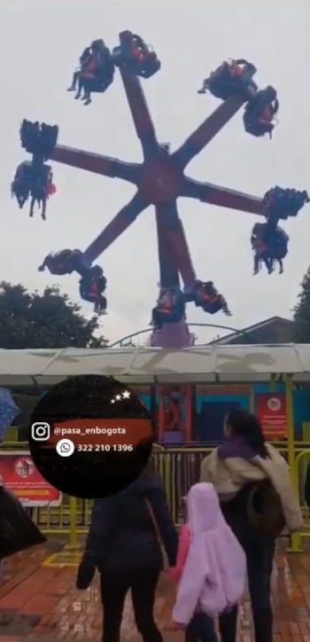 Una atracción en el parque