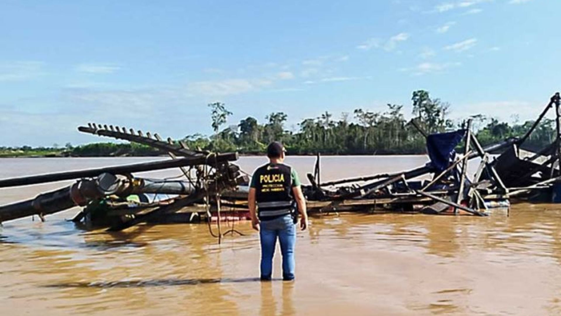 PNP realizó un operativo exitoso contra la minería ilegal en Madre de Dios. (Foto: El Peruano)