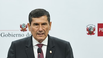 Luis Arroyo defiende a integrantes