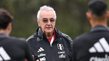 Jorge Fossati pidió salida de médico de la selección peruana y generó conflicto en la FPF..