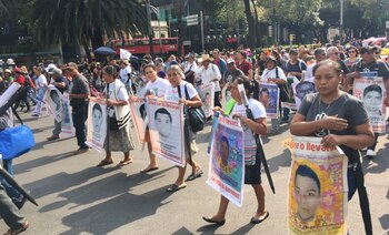 Los padres exigieron presentación con