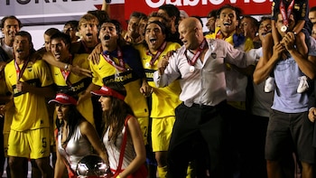 Se consagró campeón con Boca, fue compañero de Messi en la Selección y volvió del retiro a los 38 años para jugar en Aldosivi