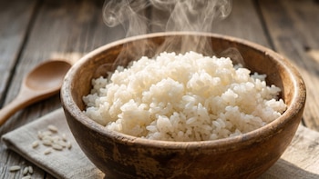 Por qué no debes recalentar el arroz dos veces: lo que dice la Secretaría de Salud