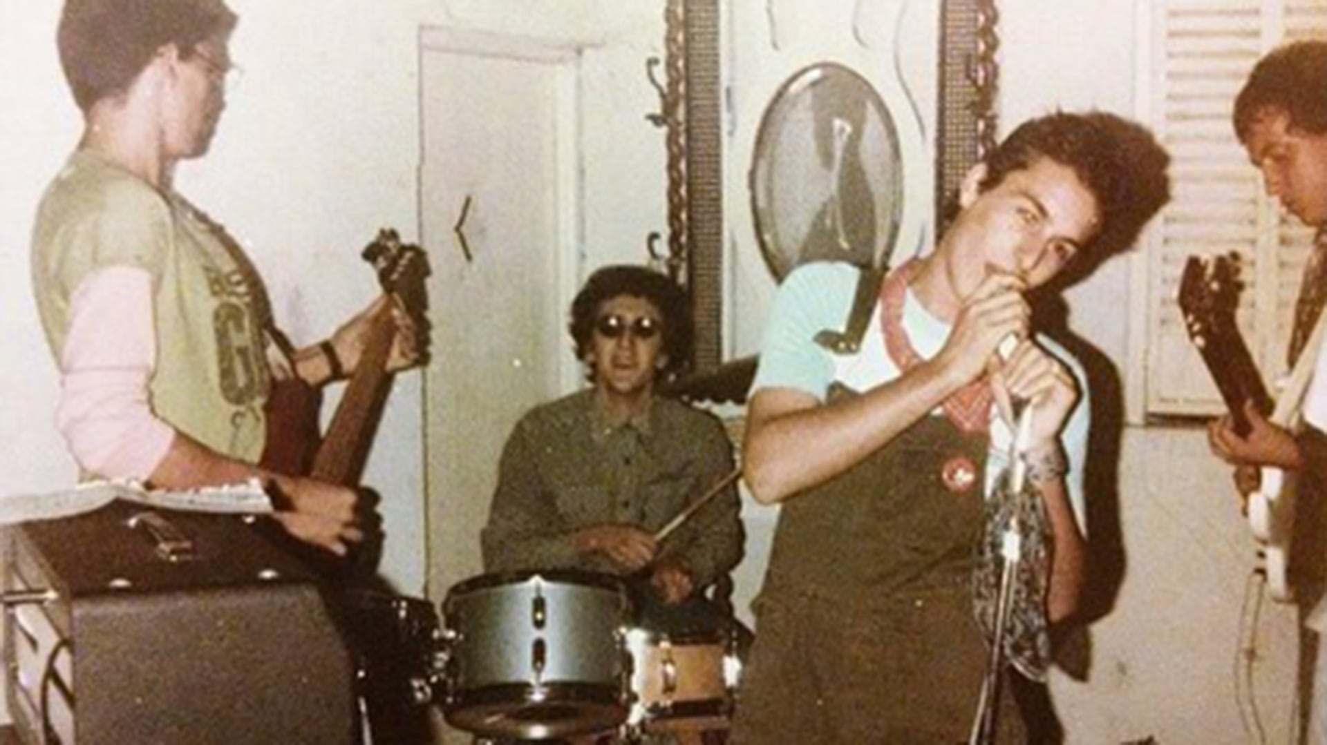 Kapanga se formó en Quilmes en 1995, tomando como punto de partida su gusto por el cuarteto, el reggae y el rock - crédito @monokpg/Instagram
