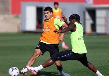 El Atlético de Madrid de Obed Vargas venció 4-1 al Getafe en un amistoso a puerta cerrada en el Cerro del Espino. (X/ @Atleti)
