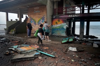El Salvador se prepara para la llegada de lluvias de la tormenta tropical Cristina