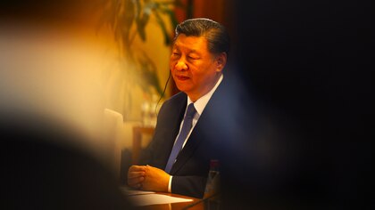 El estrecho pasillo de Xi Jinping entre Taiwán y la economía