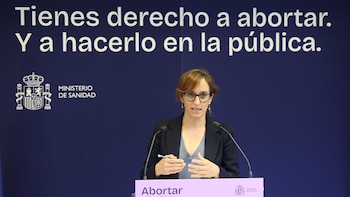 Mónica García ve "perfectamente factible" que las CCAA del PP apoyen llevar el aborto farmacológico a centros de salud