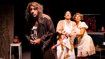 "Carniceros de la lírica", de