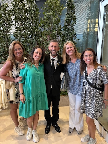 Las hermanas viajaron a Dubai