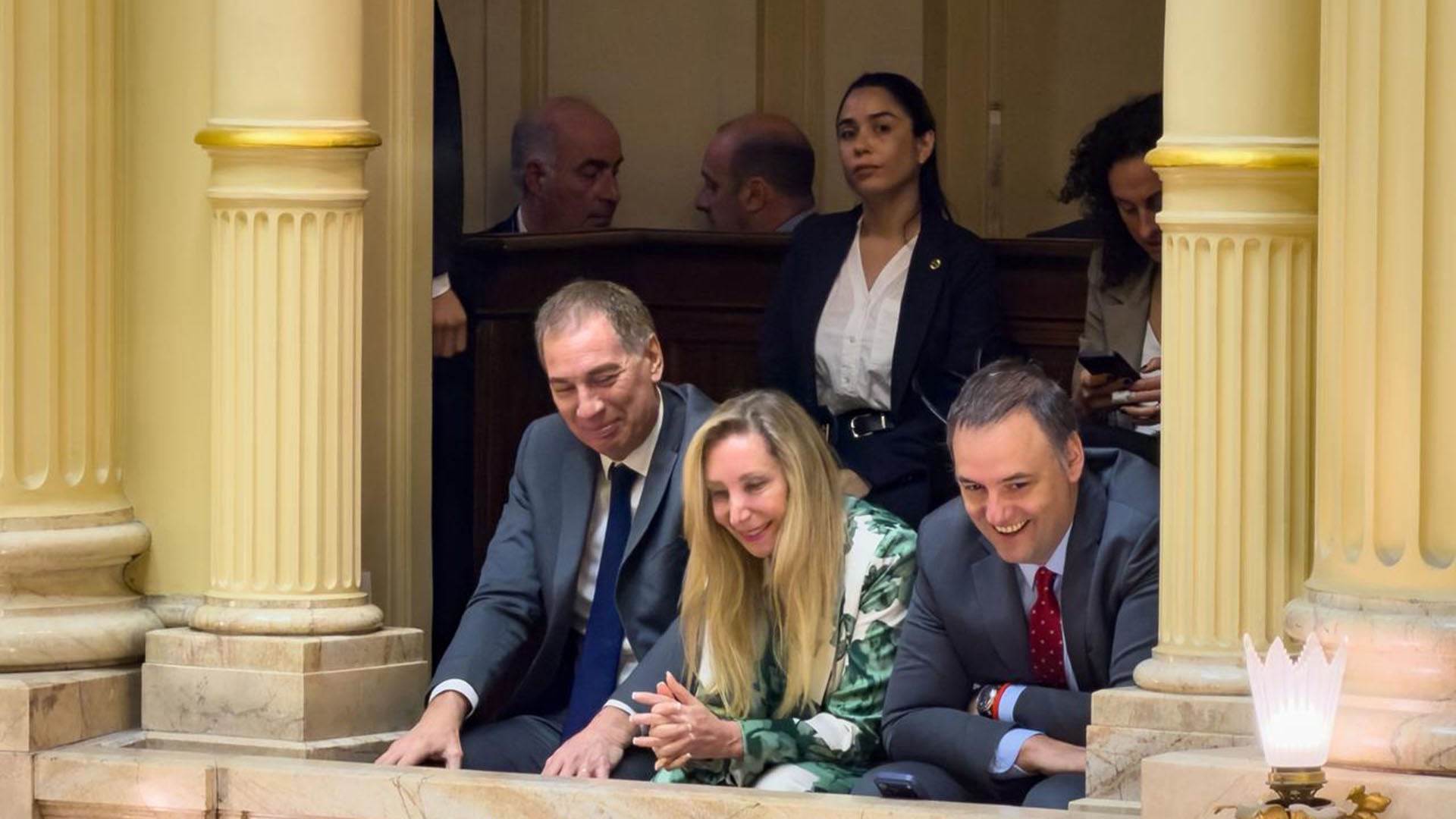 Santilli, Karina Milei y Manuel Adorni en el Senado (Presidencia)