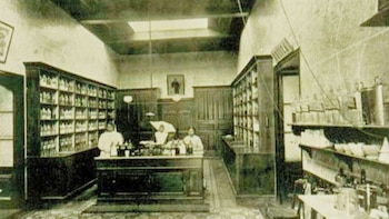 Vista de la farmacia del