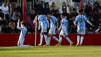 Con un gol sobre la hora del hijo de Diego Milito, Racing eliminó a Independiente en el clásico de Reserva y avanzó a semifinales