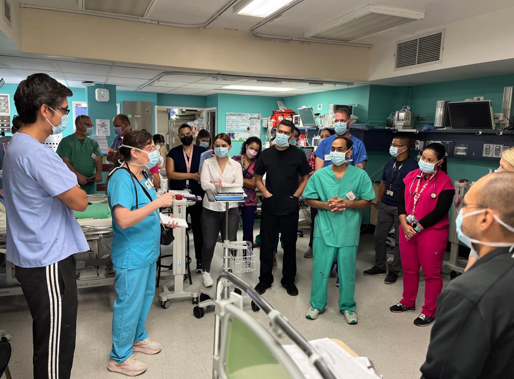 Especialistas internacionales trabajarán junto con médicos del Hospital Nacional de Niños y el Hospital San Juan de Dios durante las intervenciones cardíacas.