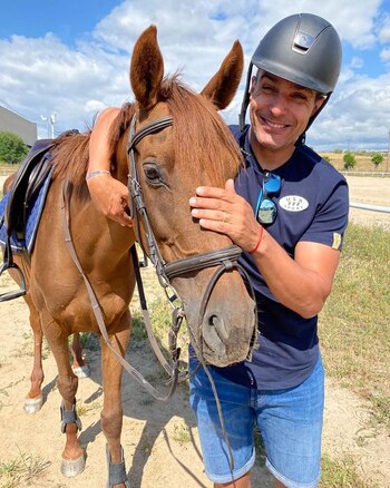 A falta de picados, Gustavo