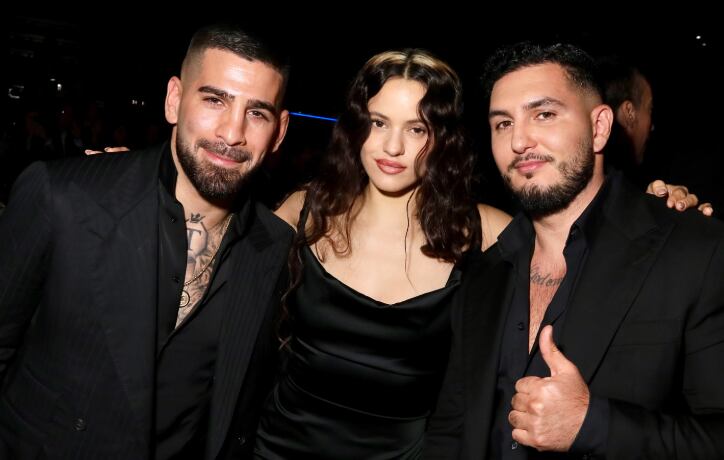 Omar Montes junto a Rosalía e Iria Topuria en una imagen de sus redes sociales. (Instagram @omarmontes)