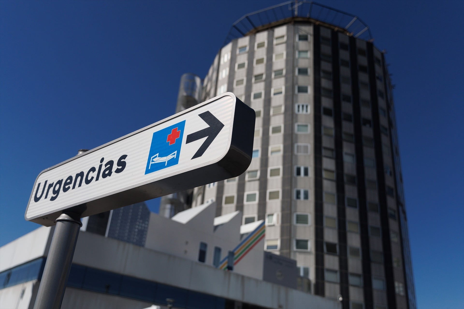 Imagen de archivo: Señalización de Urgencias en el Hospital Universitario La Paz, a 25 de septiembre de 2023, en Madrid (España). (Eduardo Parra / Europa Press)