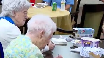 Las gemelas Johnson, conocidas por