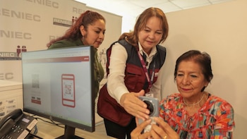 Las brigadas móviles atenderán cerca de 17 mil trámites de DNI, acercando servicios de inscripción, renovación, rectificación y entrega del documento a comunidades con limitada presencia estatal - Créditos: Reniec.