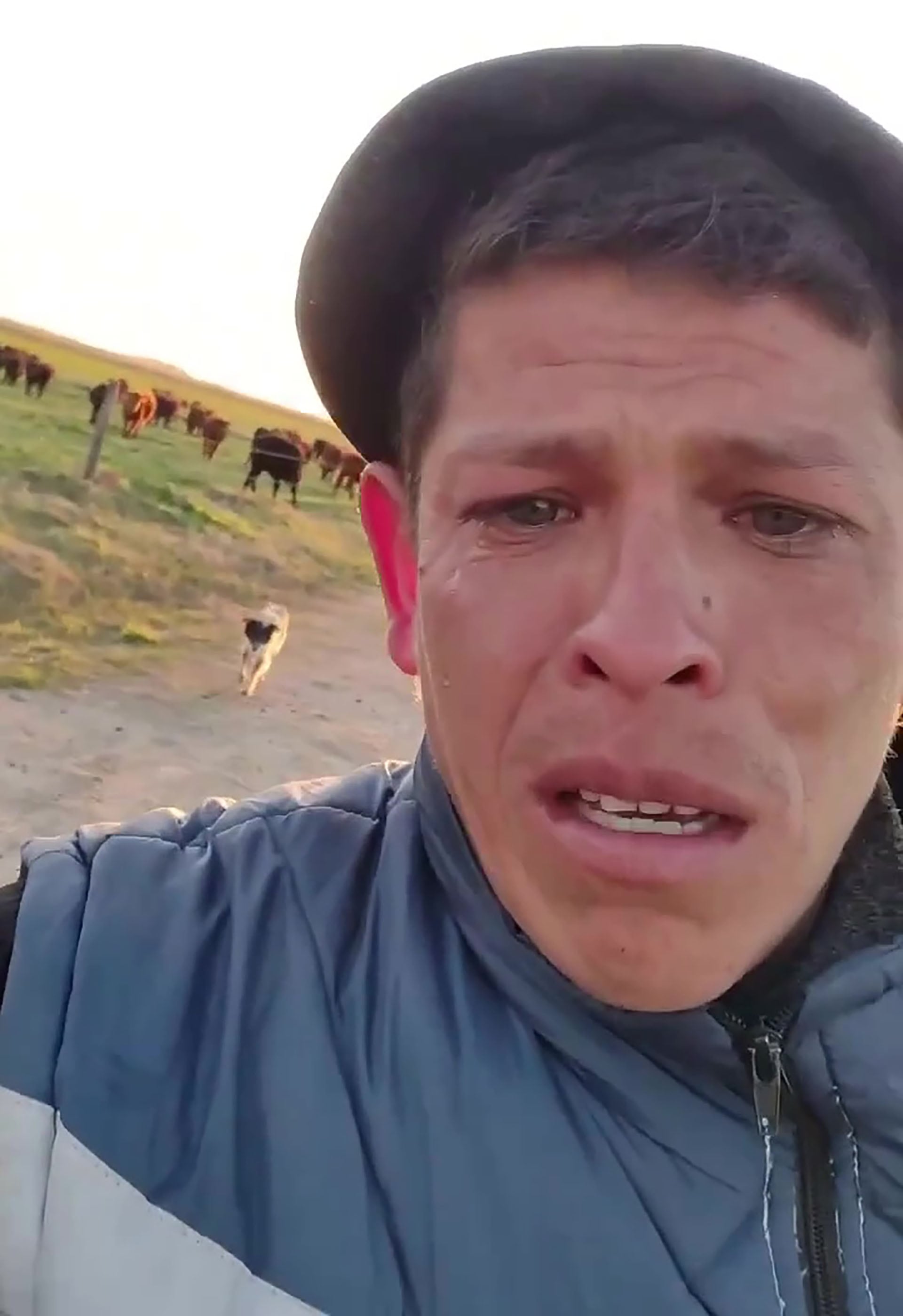 Víctor, el día que anunciaron su despido (Captura de video)