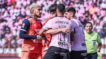 Paolo Guerrero no destacó contra