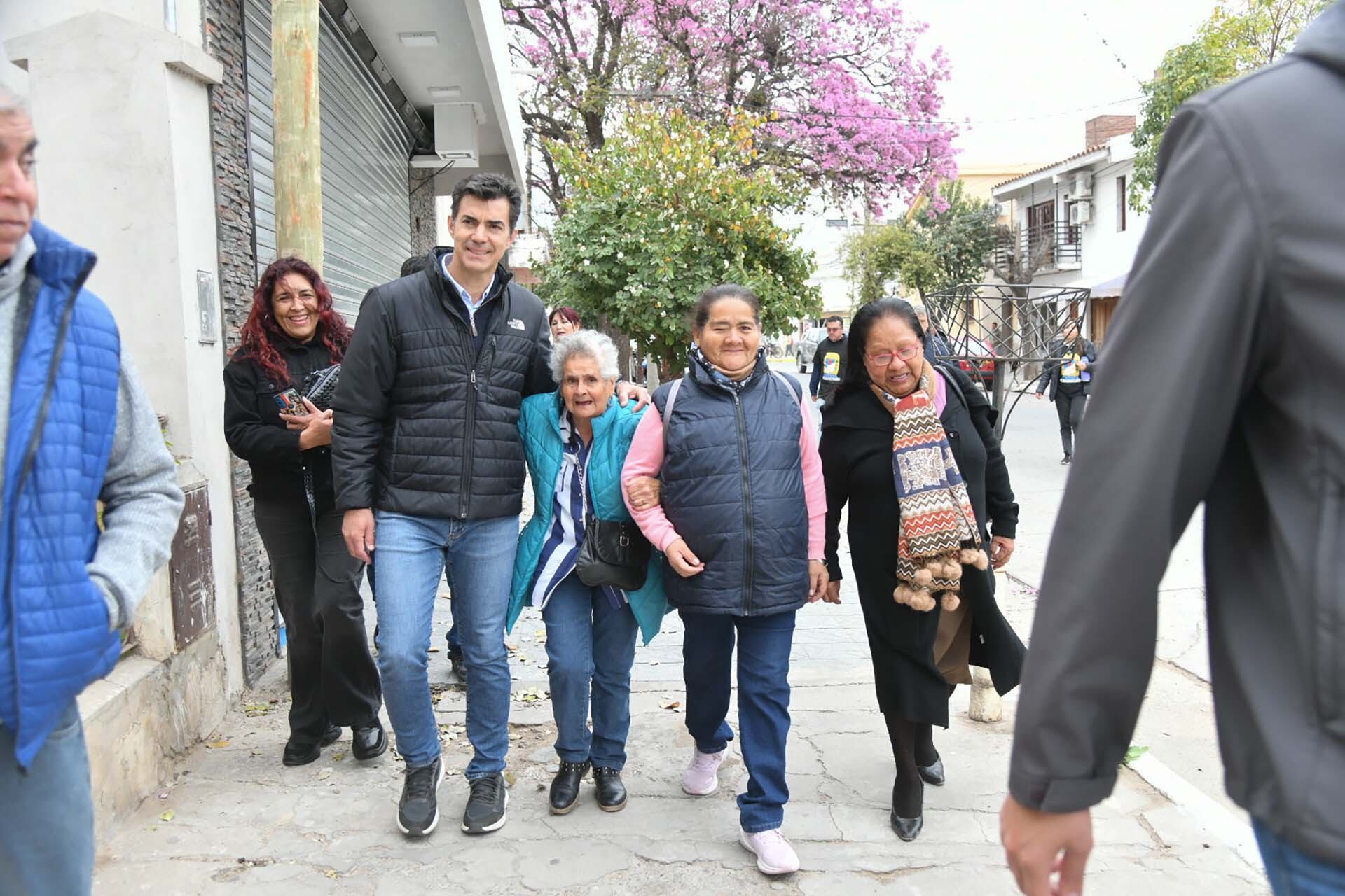 El ex gobernador hace campaña en la provincia para convertirse en senador nacional