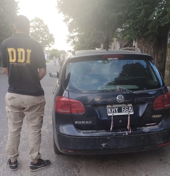 El vehículo secuestrado durante el