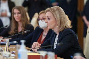 Liz Truss en Moscú (REUTERS
