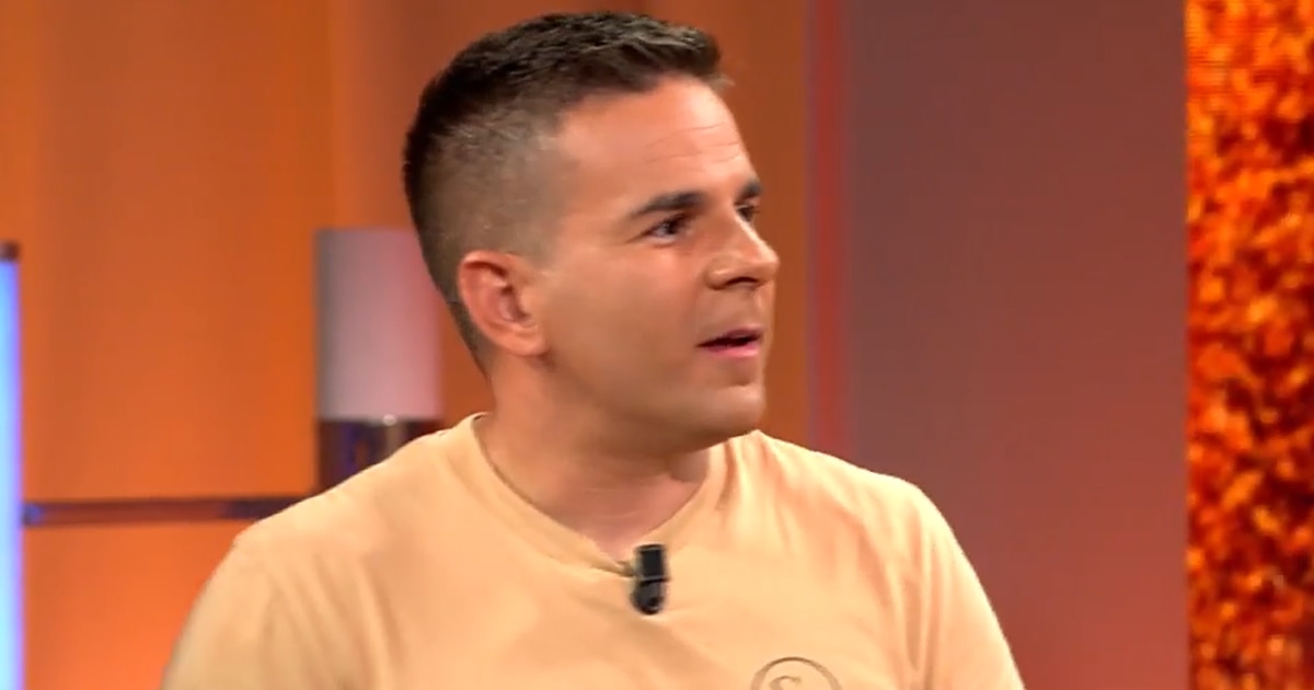 Ángel Gaitán, el mecánico 'influencer' de TikTok que encadena críticas por su ayuda en la DANA: su coche de 200.000 euros y su colaboración con Iker Jiménez - Infobae