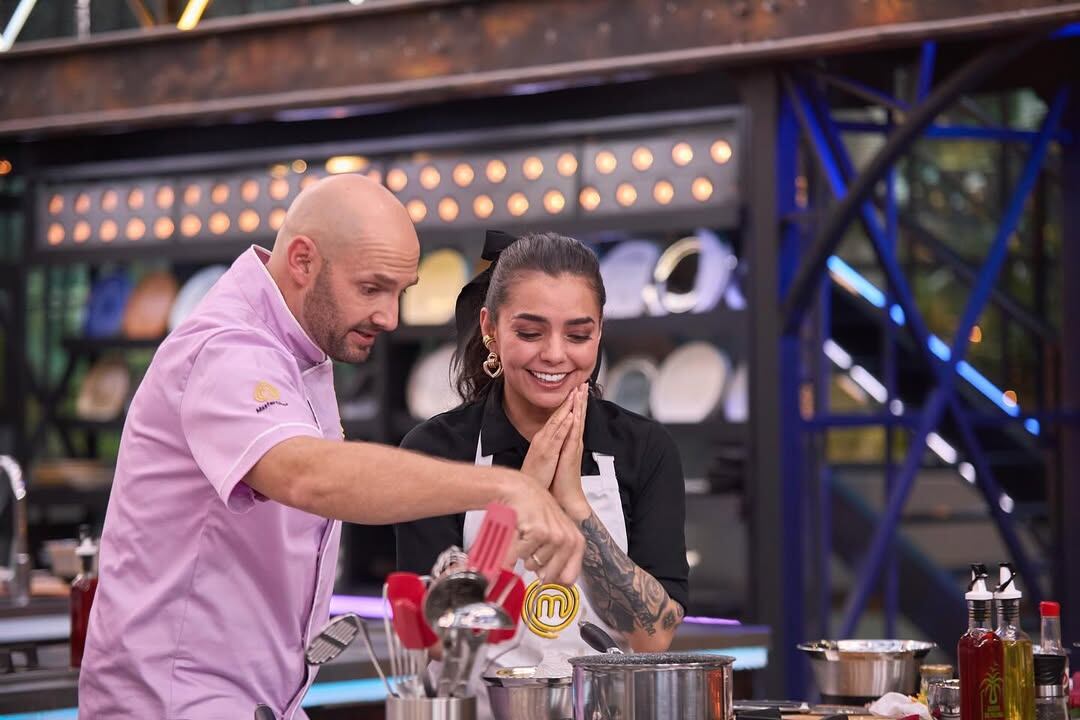 La locutora y creadora de contenido remarcó que su éxito se debe a la disciplina y al estudio constante en la cocina - crédito @valentinataguado/ Instagram