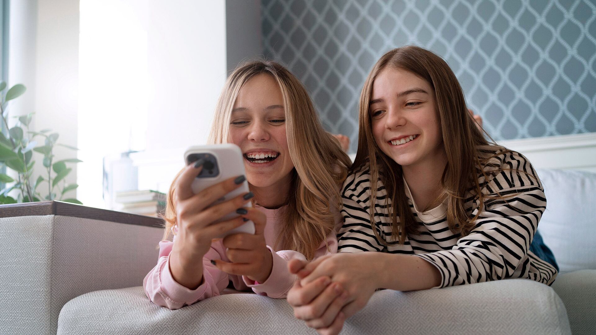 Países como Noruega, Irlanda y Finlandia también mostraron altos niveles de bienestar infantil general según el nuevo informe (Freepik)