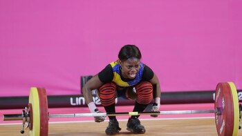 Sancionados tres pesistas colombianos por