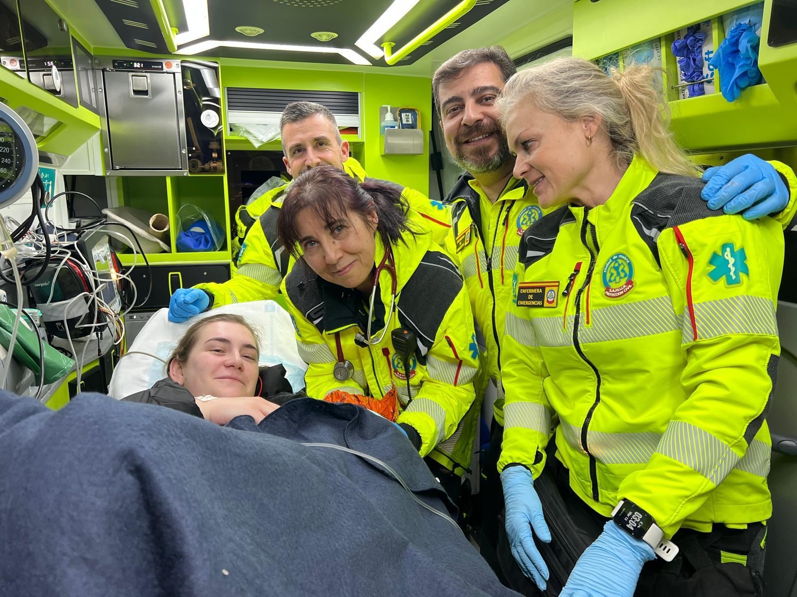 Nace un bebe en plena calle en Madrid cuando la madre se dirigía al hospital: “La asistencia la ha realizado el papá del niño”