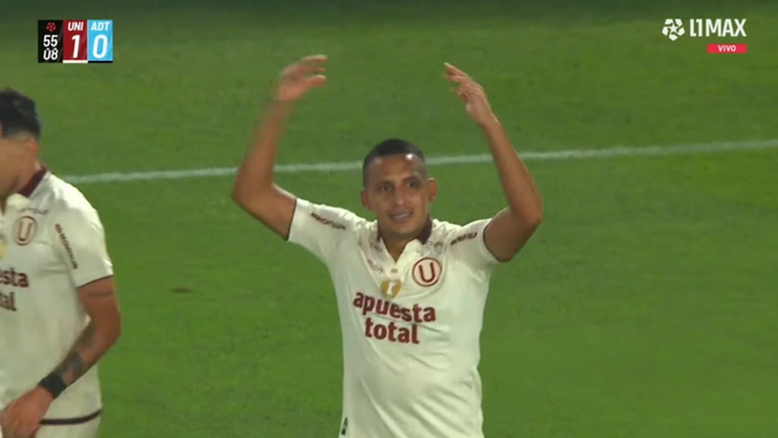 Gol impecable de cabeza de Alex Valera, tras servicio de Jairo Concha, para 1-0 en Universitario vs ADT por Liga 1 2026
