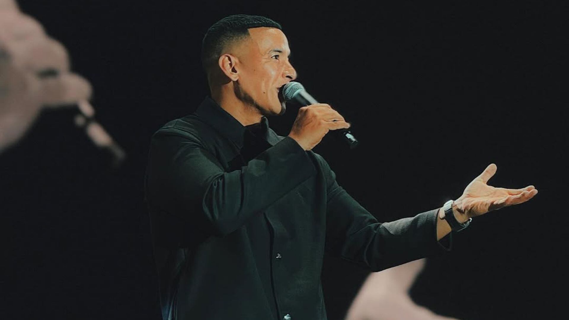 Daddy Yankee afirma sentirse fortalecido gracias a nuevas rutinas que incluyen entrenamiento, lectura y momentos de conexión espiritual, lo cual respalda su bienestar y lo impulsa a agradecer y avanzar cada día, incluso cuando falta la energía habitual /crédito @daddyyankee/Instagram