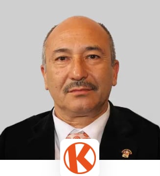 Miguel Ángel Elías Ávalos postula por el partido Fuerza Popular en las elecciones regionales del departamento de Ica.