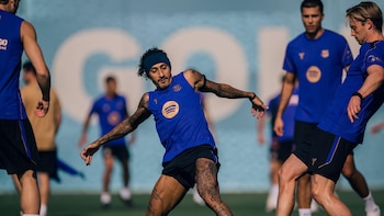 Raphinha regresa al grupo del Barça tras sus molestias musculares