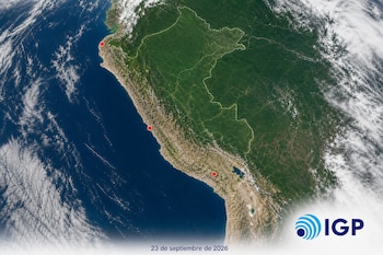Vista satelital del mapa de Perú con tres puntos rojos en la costa y los Andes, el logotipo del IGP y la fecha 23 de septiembre de 2026.