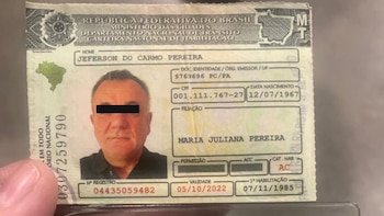 El documento falso del narco