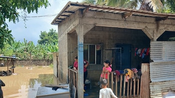 Lluvias provocan inundaciones y afectan a entre 40 y 50 familias en Honduras