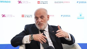 Javier Tebas: "Voy a intentar que se pongan medidas por los pitos al himno, no es libertad de expresión"