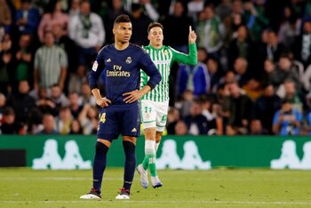 El Betis sorprendió al Real Madrid y lo dejó sin la punta del campeonato en el fútbol español (REUTERS/Marcelo Del Pozo)
