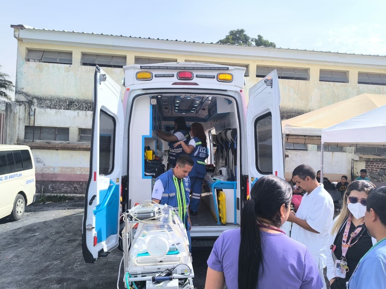 El gobierno de El Salvador coordinó apoyo humanitario para un bebé de 23 días internado en Guatemala tras un pedido de ayuda de su madre. (Cortesía: Redes sociales)