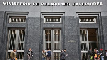 El Ministerio de Relaciones Exteriores,