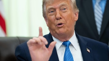 Trump suspende los ataques contra Irán alegando la aprobación de los "puntos finales" del acuerdo